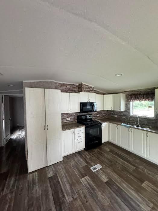 Greeleyville - Photo 3 of 10