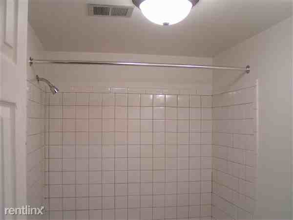 2083 Delhi St NE - Photo 3 of 5