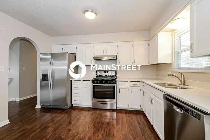 3012 Sw Moore St - Photo 7 of 18