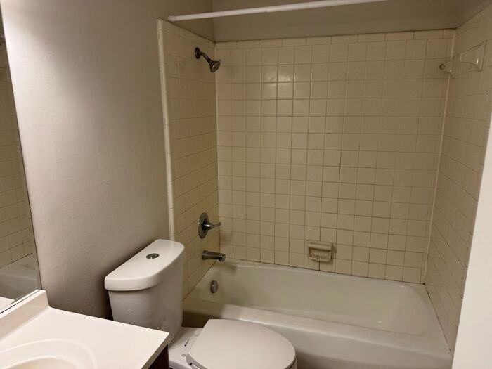 159 Brookwood Ave Ne #22 - Photo 7 of 7