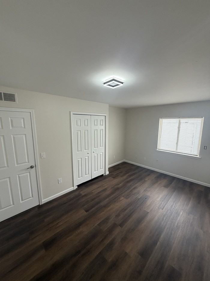 21053 Saint Francis St - Photo 4 of 5