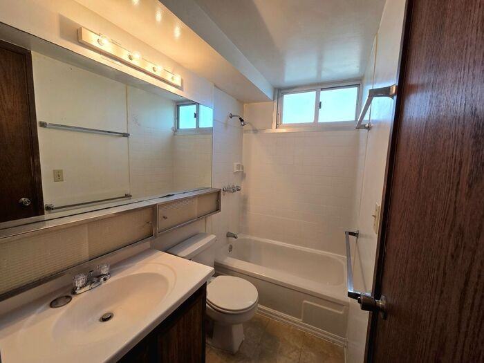 98-288 Kaonohi St #2805 - Photo 6 of 7