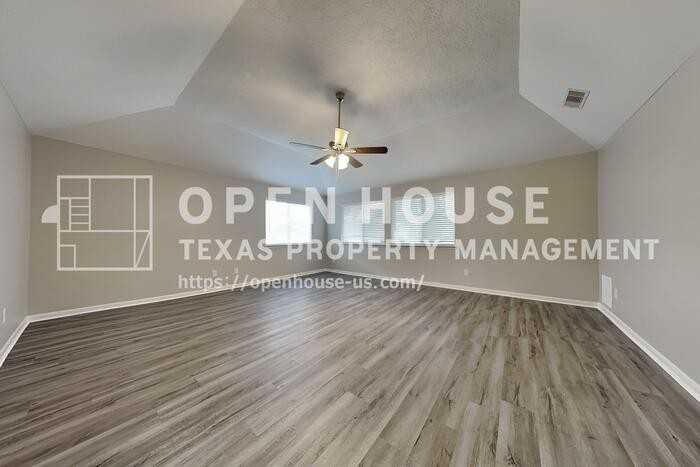 14334 Cypress Valley Dr - Photo 7 of 22