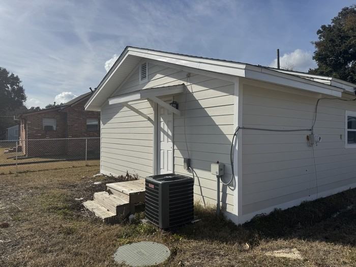 3015 Melody Ln - Photo 3 of 11