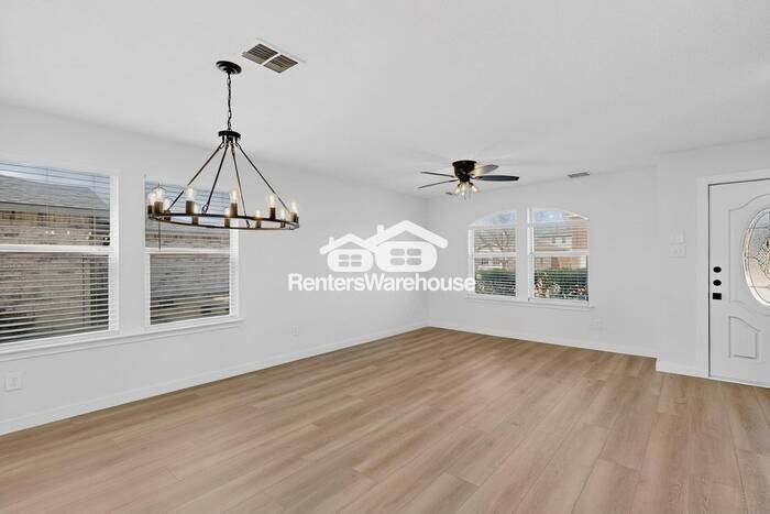 4515 Bellcrest Dr - Photo 7 of 46