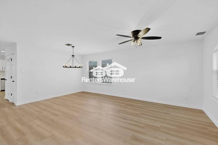 4515 Bellcrest Dr - Photo 6 of 42