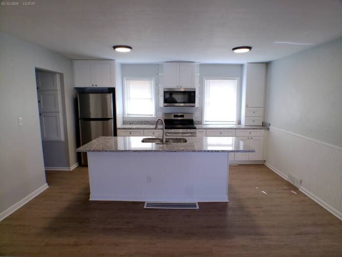 12603 E Erickson Rd - Photo 7 of 18