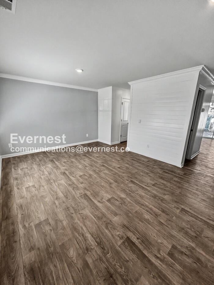 6777 Capstone Ct - Photo 6 of 26