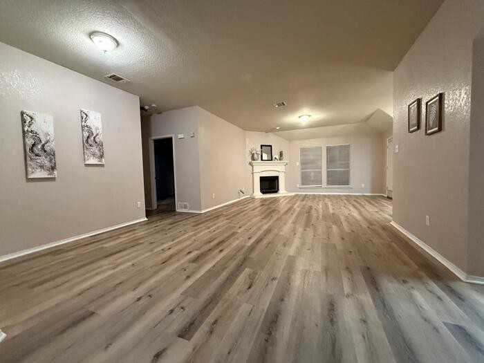 14129 Esperanza Dr - Photo 4 of 12