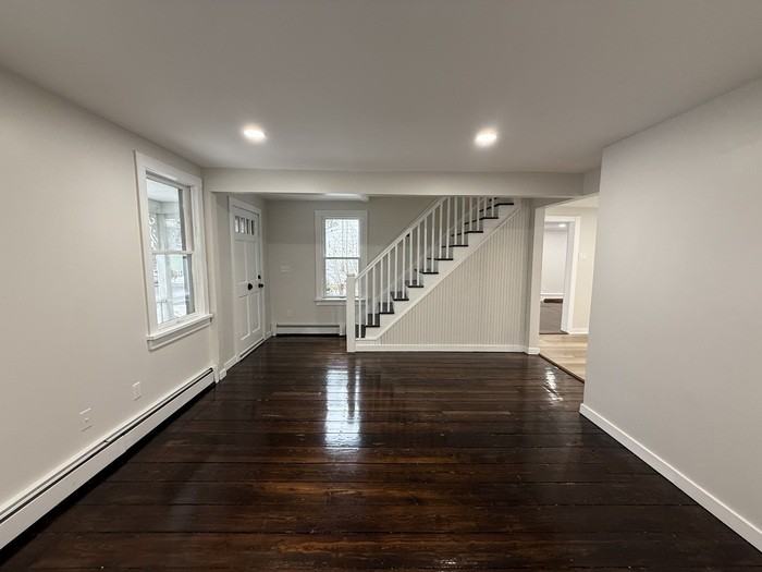 92 Fairview Ave - Photo 4 of 38