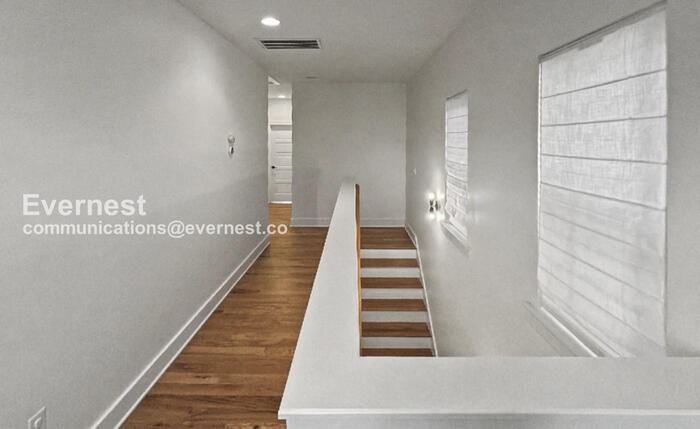 113 Creighton Ave #B - Photo 7 of 30