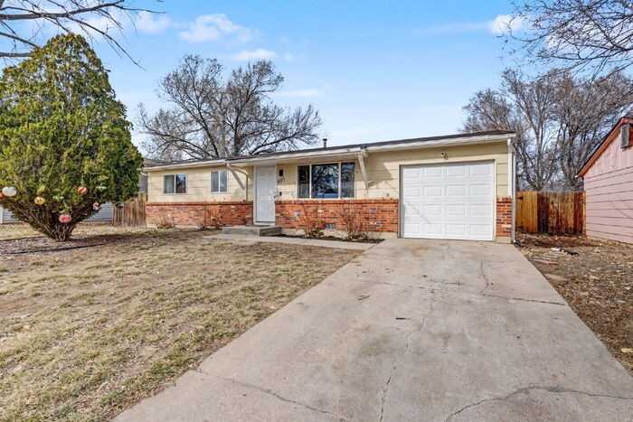 695 Calle Entrada - Photo 2 of 26