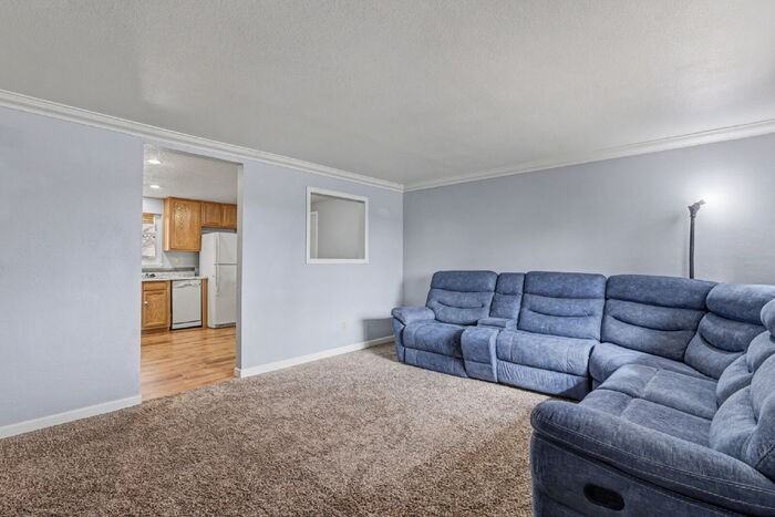 695 Calle Entrada - Photo 4 of 26