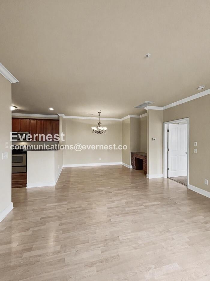 7232 Althorp Way #V7 - Photo 5 of 39