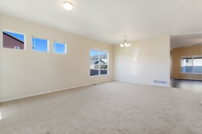 5105 Hawks Crest Pt - Photo 4 of 27