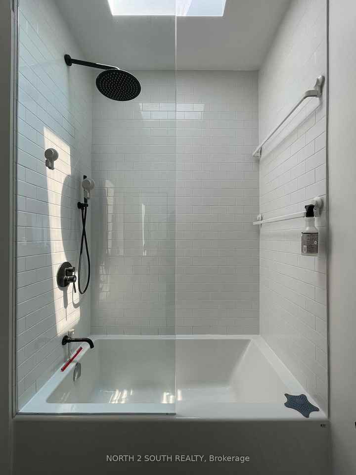 918 Manning Avenue #Main - Photo 6 of 12