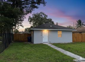 300 Nw 28th Way #NA - Photo 1 of 1