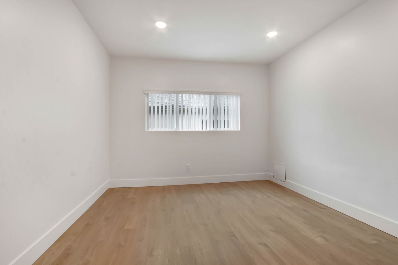 1140 N Ogden - Photo 6 of 20