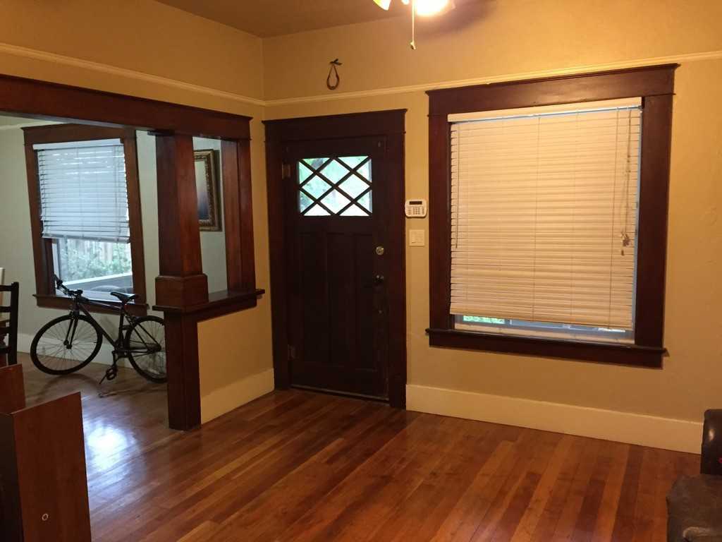 1510 W 5th St #1 - Photo 3 of 17