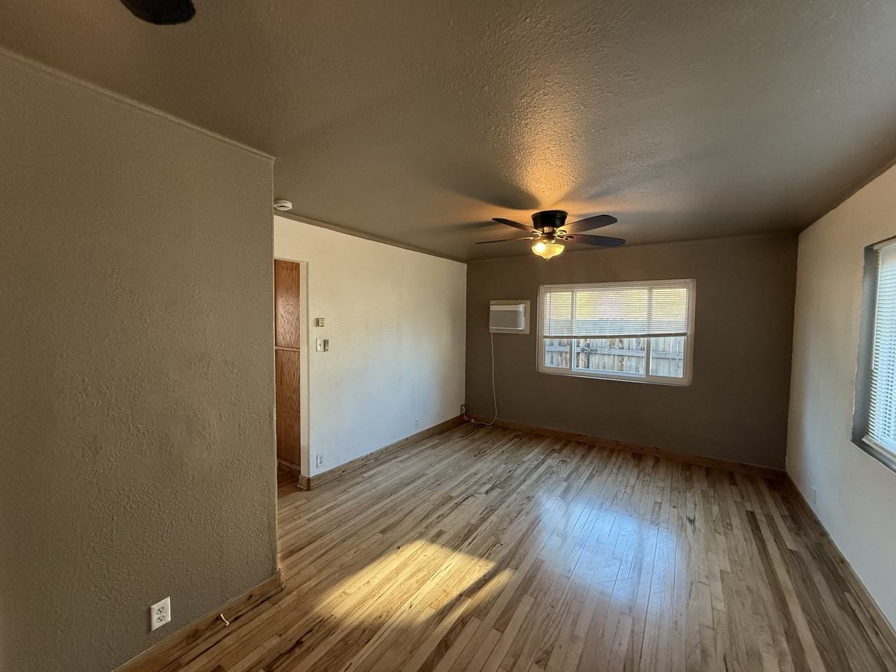 620 W 4th Ave #1 - Photo 2 of 14