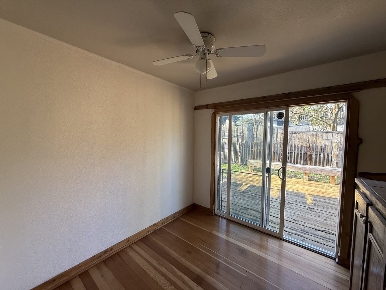 620 W 4th Ave #1 - Photo 5 of 14