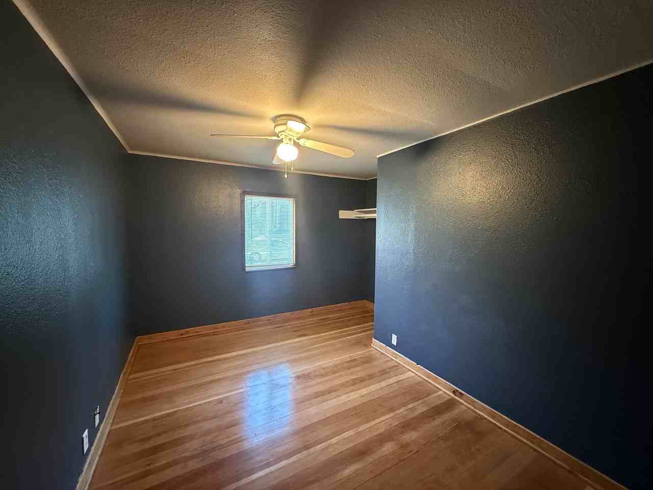 620 W 4th Ave #1 - Photo 6 of 14