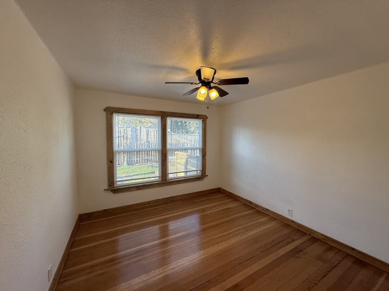 620 W 4th Ave #1 - Photo 7 of 14