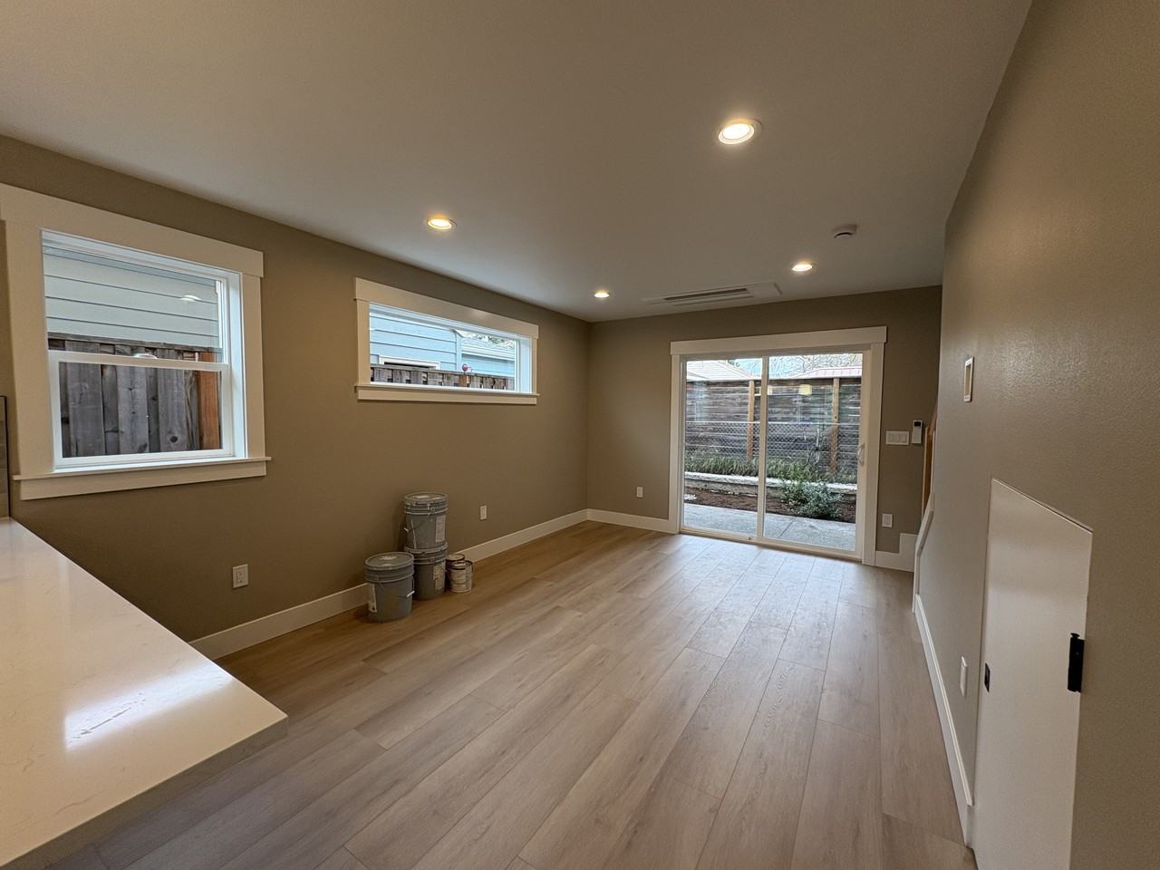 6960 Ne 18th Ave #1 - Photo 6 of 24