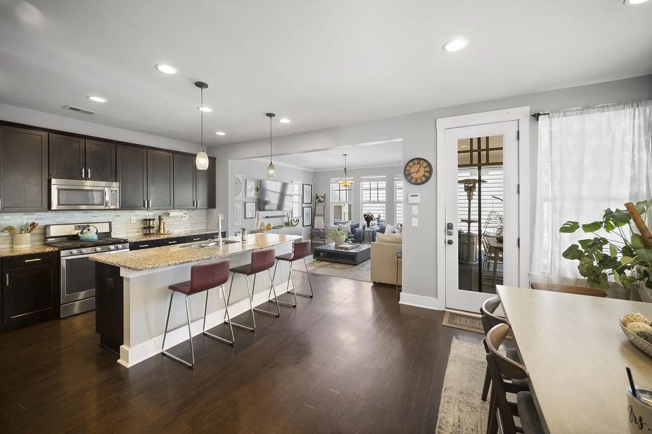 2435 Double Oaks Rd - Photo 2 of 48