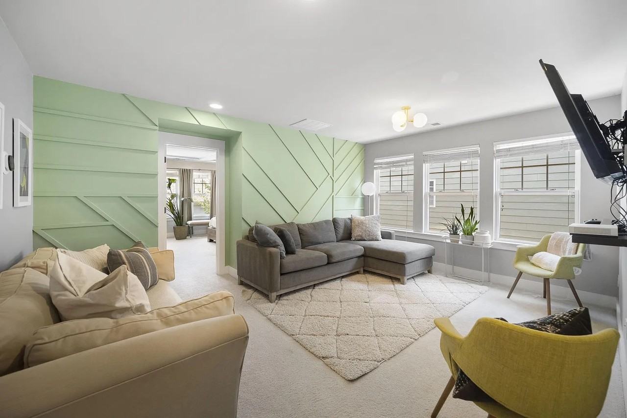 2435 Double Oaks Rd - Photo 5 of 48