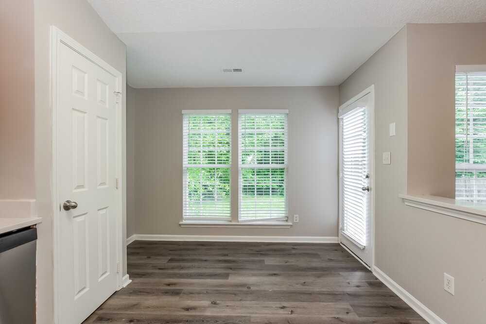 5410 Starflower Dr - Photo 5 of 16