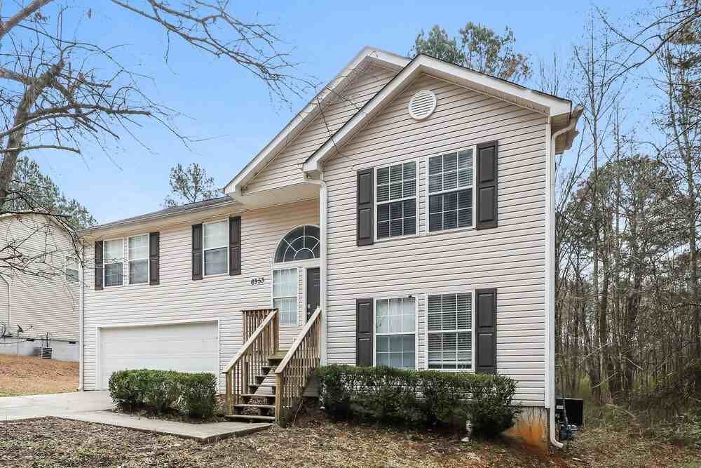 6953 Cave Springs Rd - Photo 4 of 17