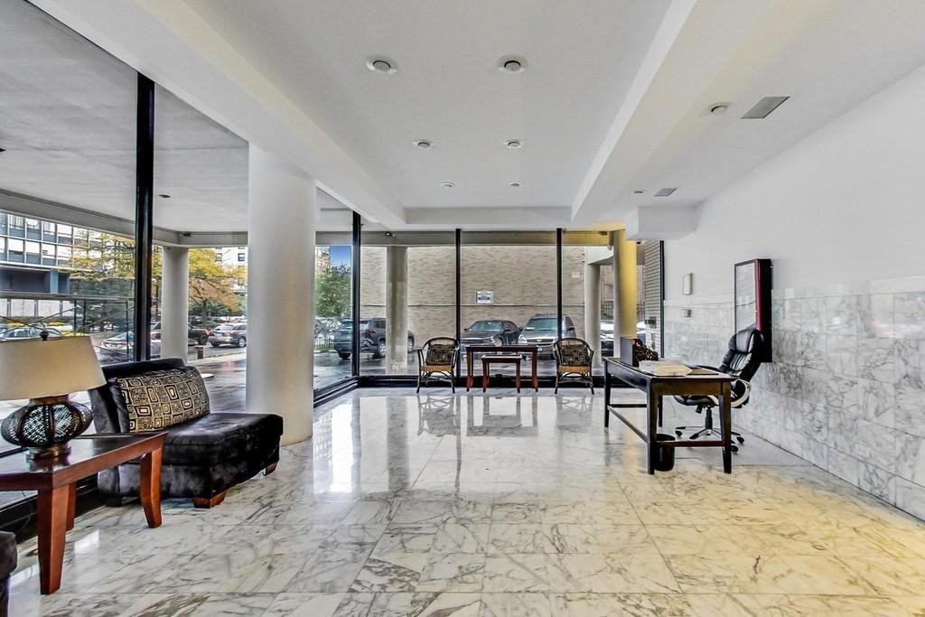 5740 N Sheridan Rd #8D - Photo 5 of 16