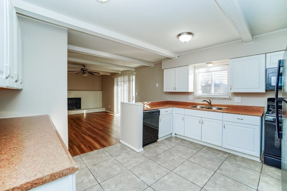 1675 Norma Rd - Photo 6 of 17