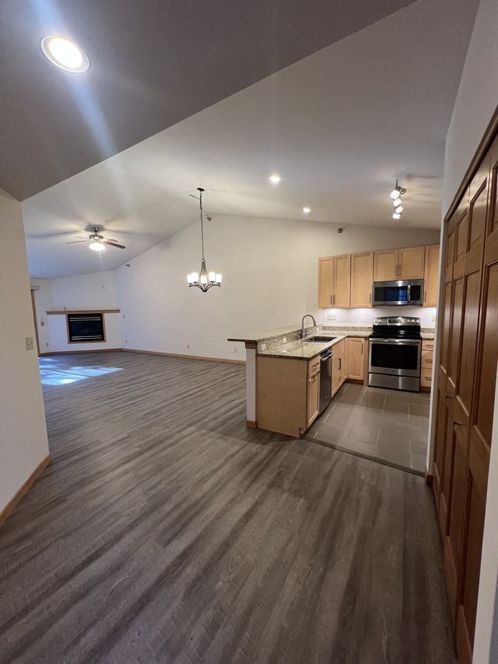 18275 Brookfield Lake Dr #96 - Photo 3 of 21