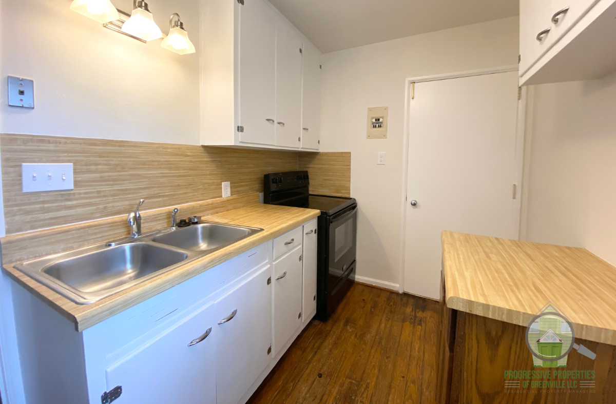 100 Lewis Dr #1 - Photo 6 of 12