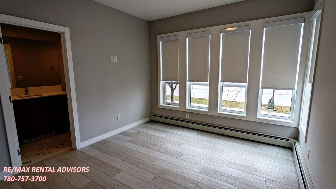 681 Savanna Blvd Ne - Photo 5 of 16