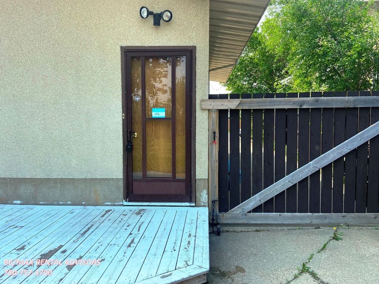 BSMT 6808 22 Avenue Northwest - Photo 2 of 12