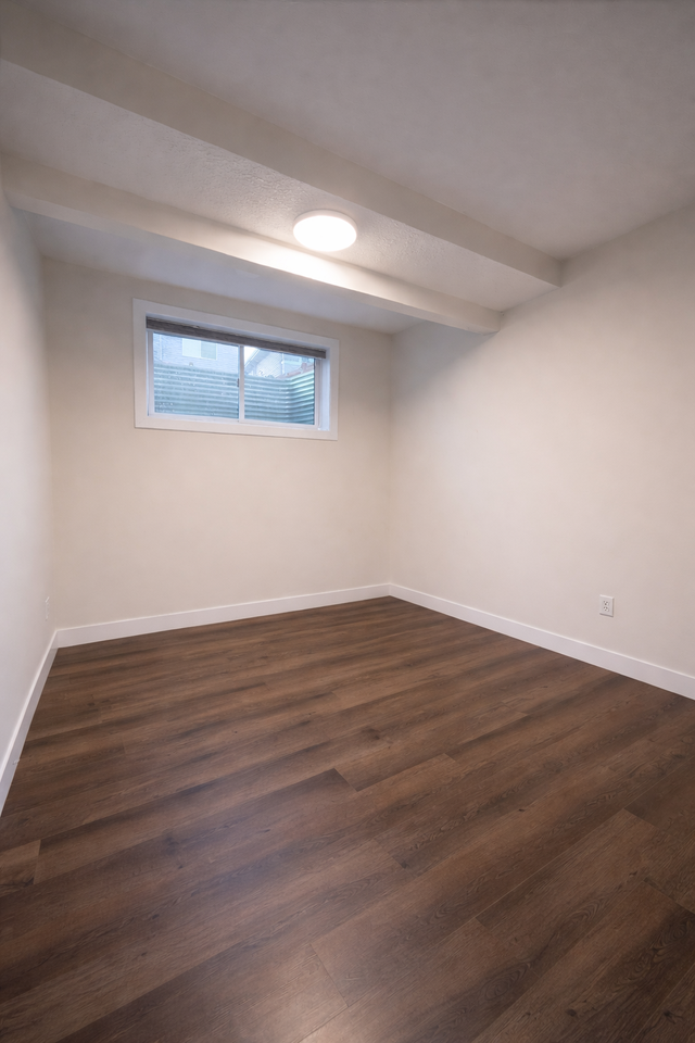 1506 Erker Link Nw - Photo 5 of 8