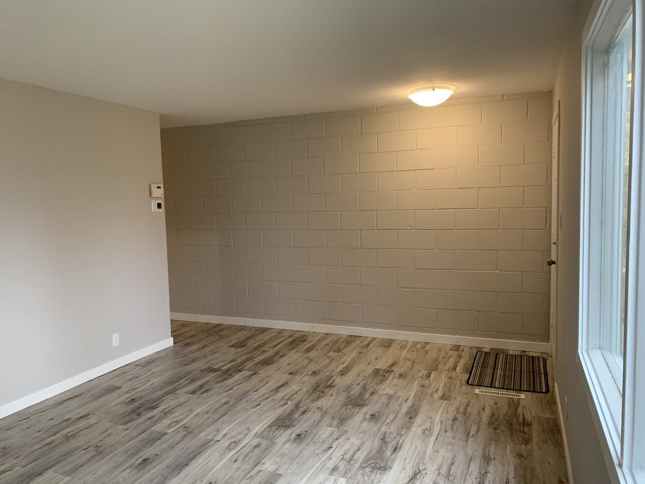 525 Berwick Place - Photo 7 of 22