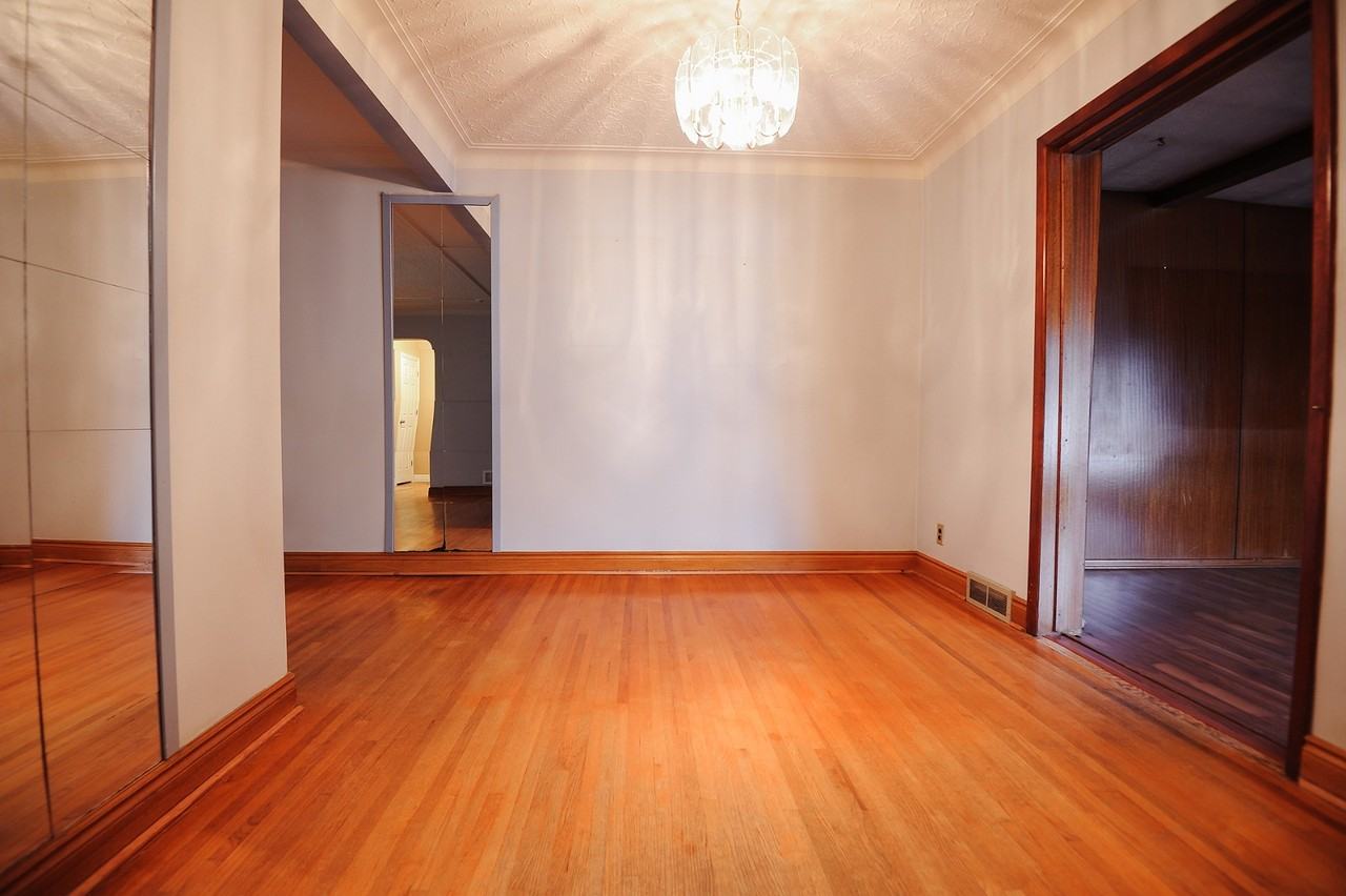 148 Kenaston Boulevard - Photo 4 of 24