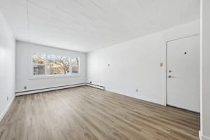 featured image of 3848 Retallack St