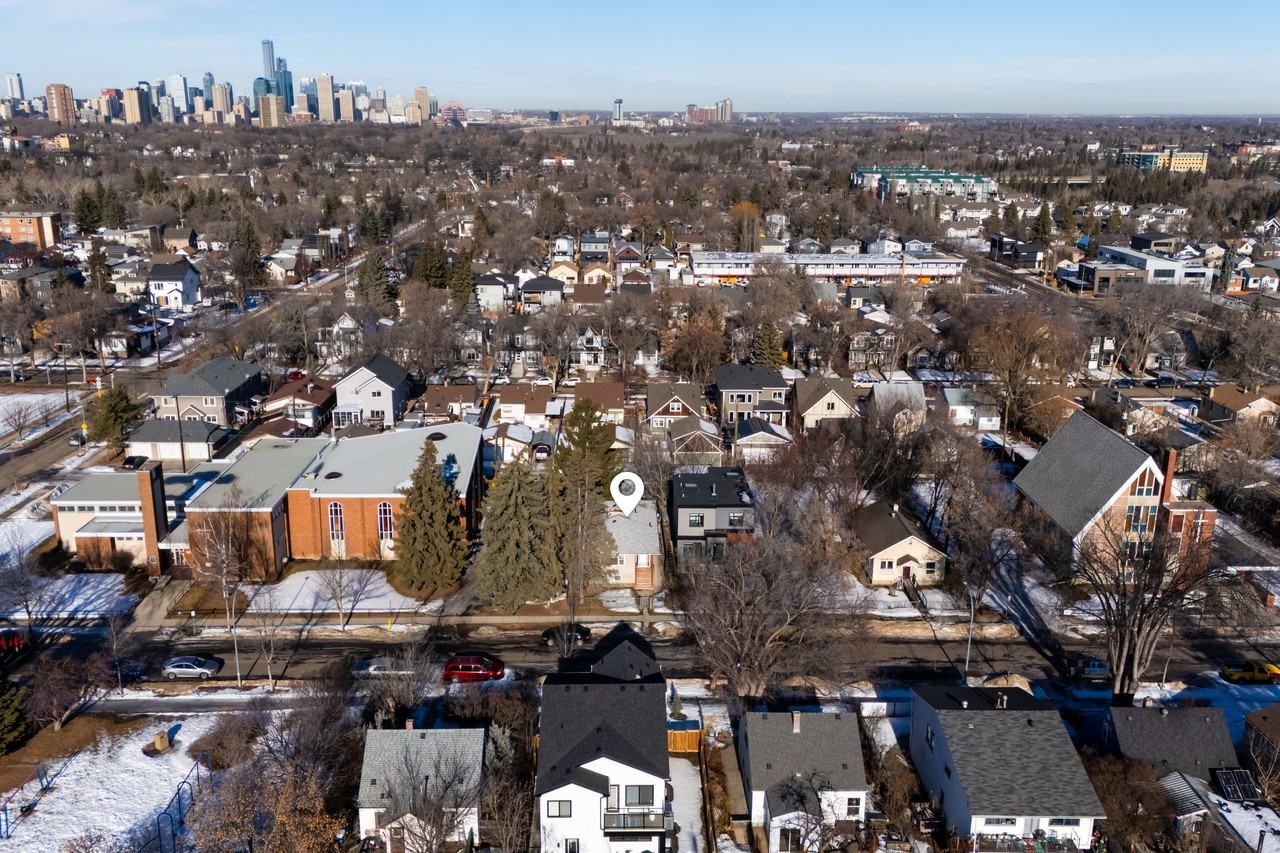 9640 74 Avenue - Photo 2 of 20