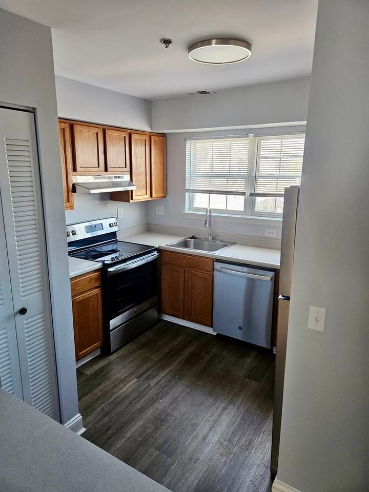 Echo Mountain Apartments - Photo 7 of 25