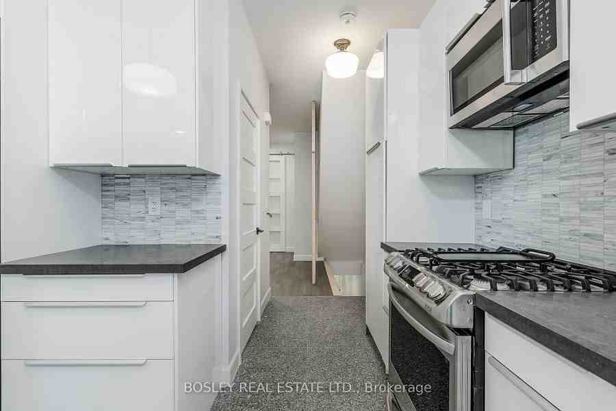 9 Hambly Avenue - Photo 5 of 28