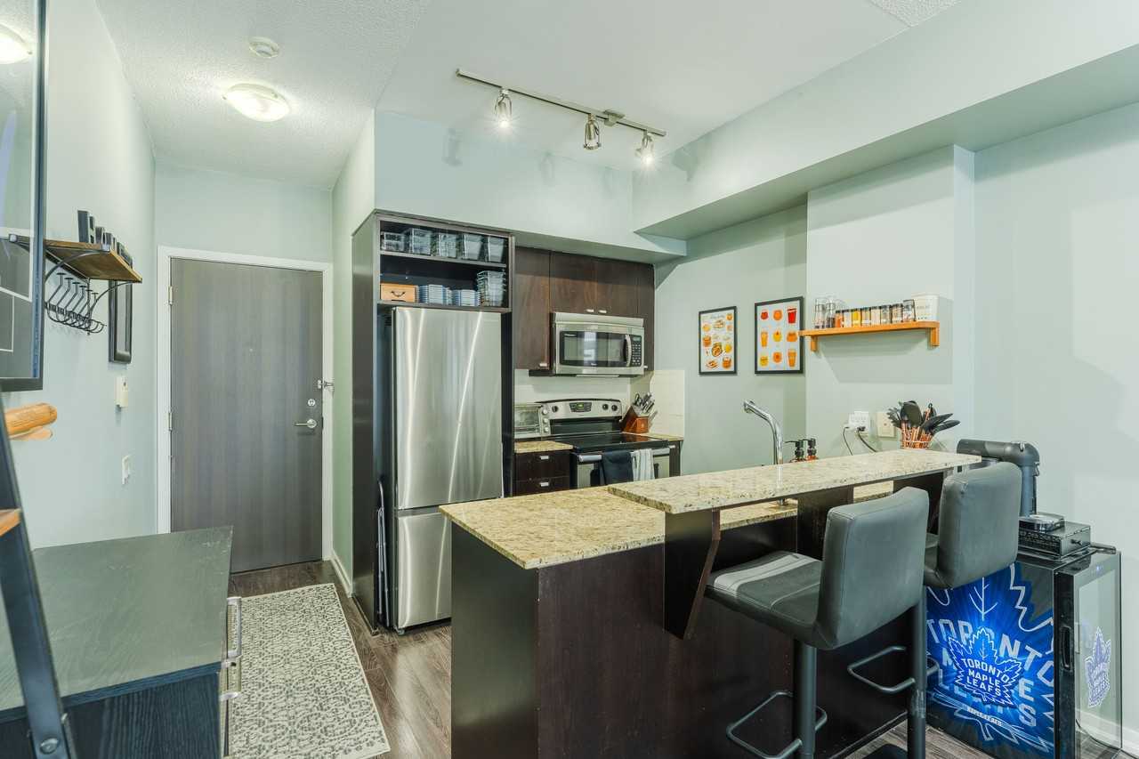 103 The Queensway #608 - Photo 4 of 24