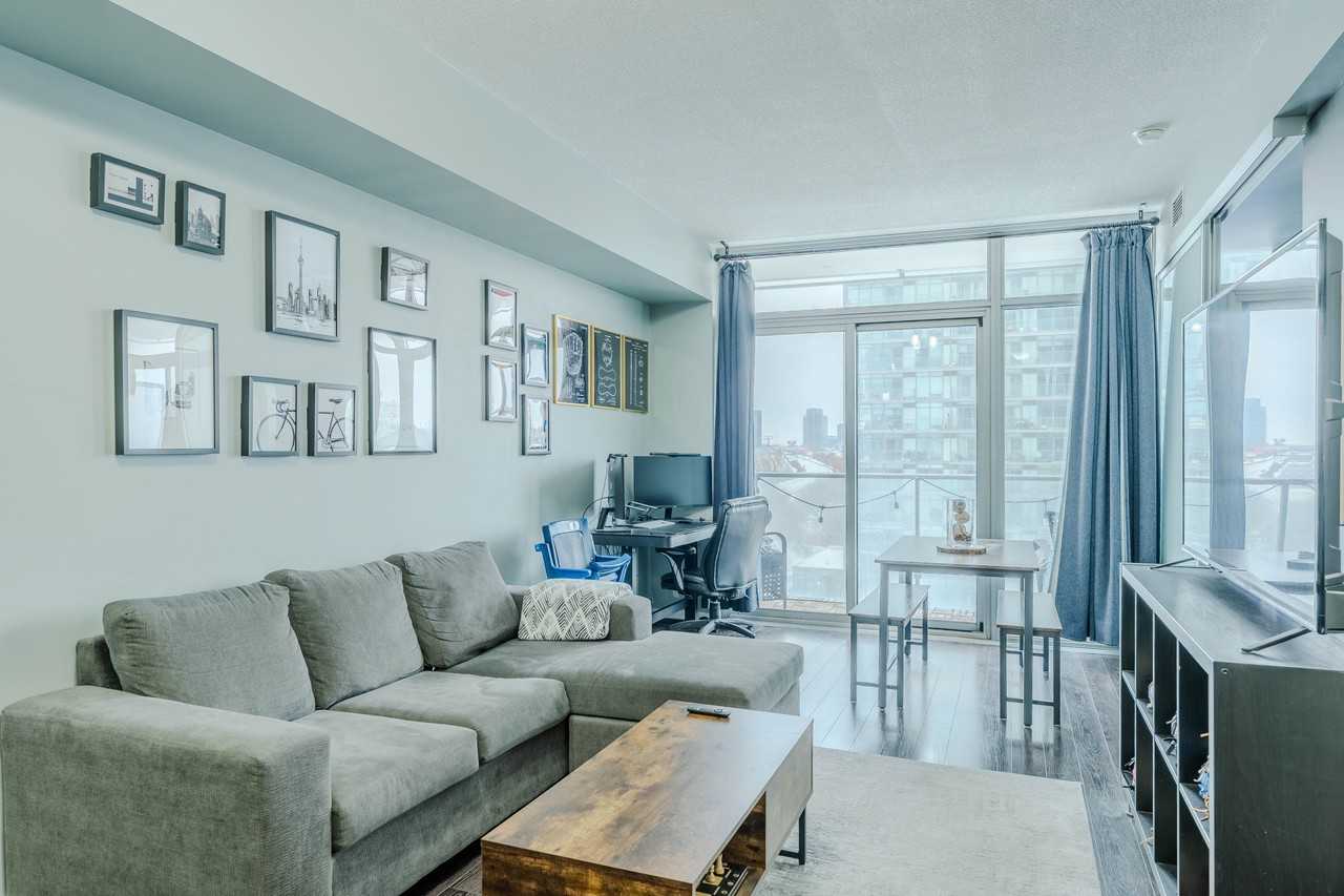 103 The Queensway #608 - Photo 2 of 24