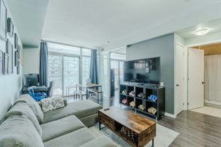 103 The Queensway #608 - Photo 1 of 1