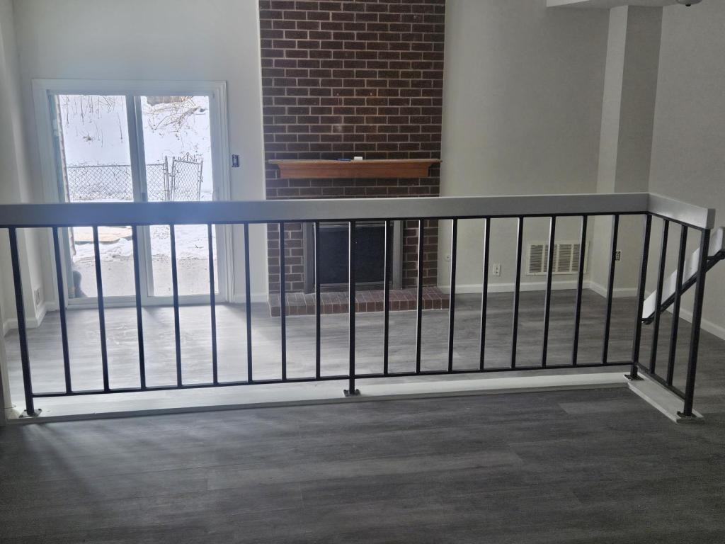 1719 Julie Ct - Photo 5 of 15