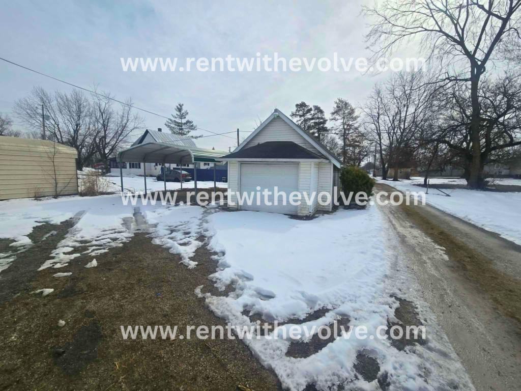 227 E Washington St - Photo 7 of 10